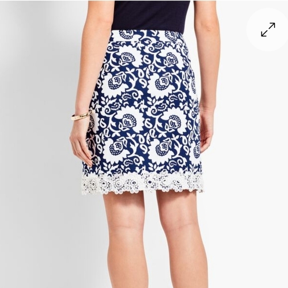 Talbots Lace Trim Floral Stretch Skirt - Picture 2 of 10